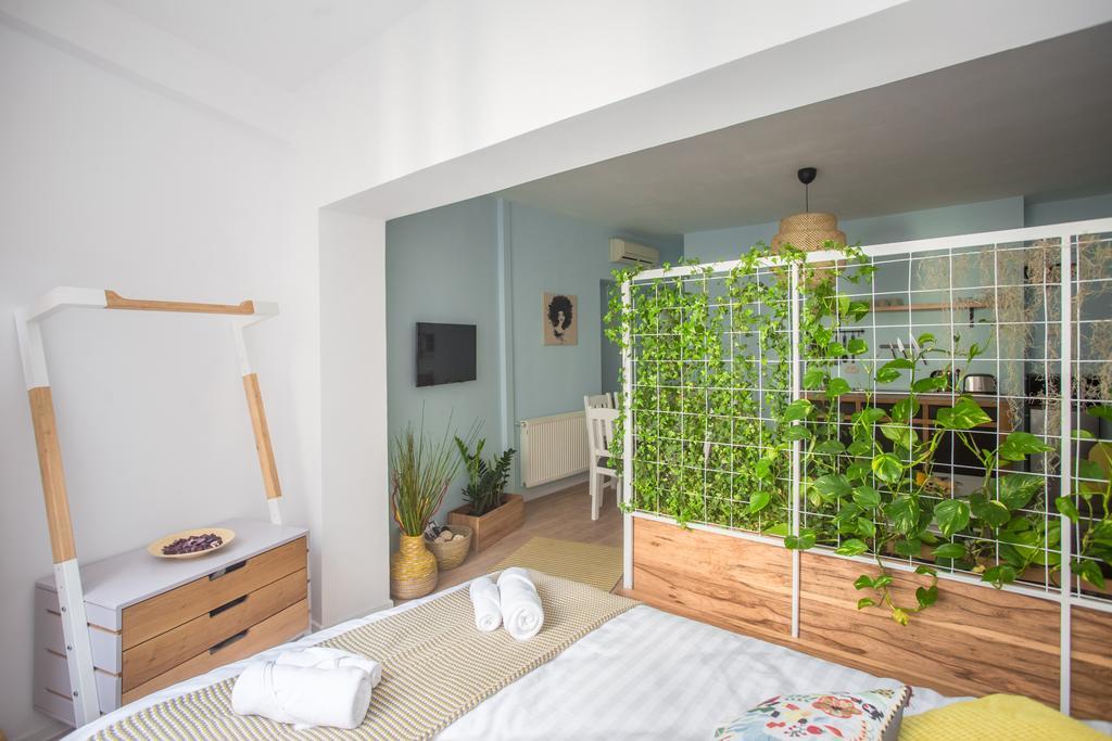 Garden By Urbanesq * Bucharest